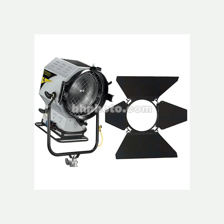 DeSisti 2.5/4K Rembrandt HMI Fresnel, Barndoors