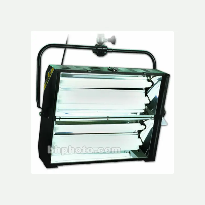 DeSisti Cyc De Lux 4x55W DMX, Pole (115-230V)