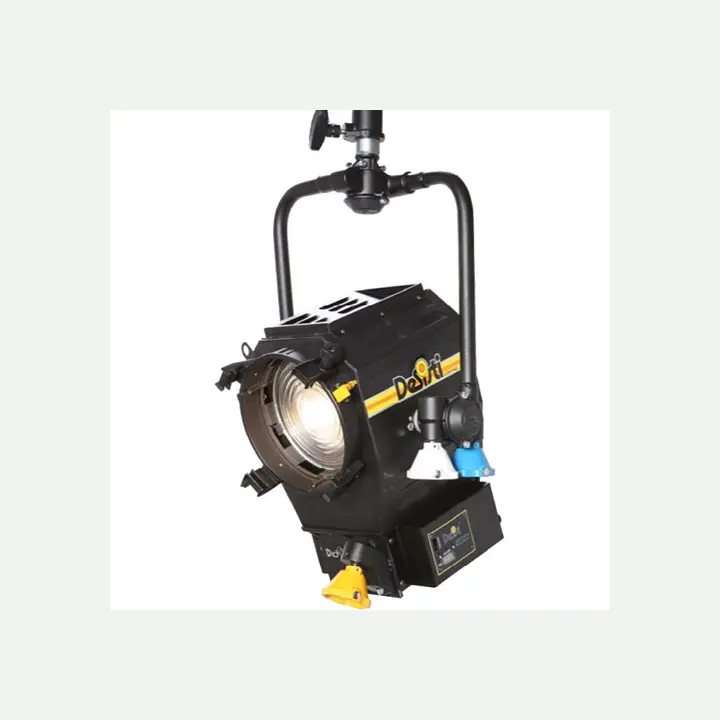DeSisti Leonardo Piccolo 120W Daylight-Balanced CCT LED Fresnel Spotlight