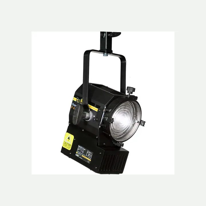 DeSisti Super LED F4.7 Daylight-Balanced 3-Fresnel Kit with Case (Manually managed device)