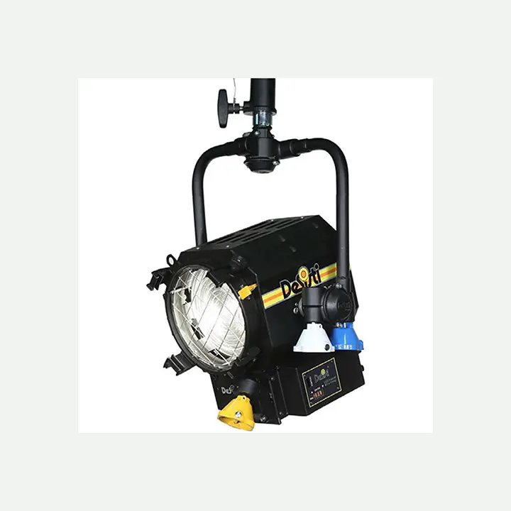 DeSisti Super LED F6 Vari-White 6" Fresnel (Pole-operated)